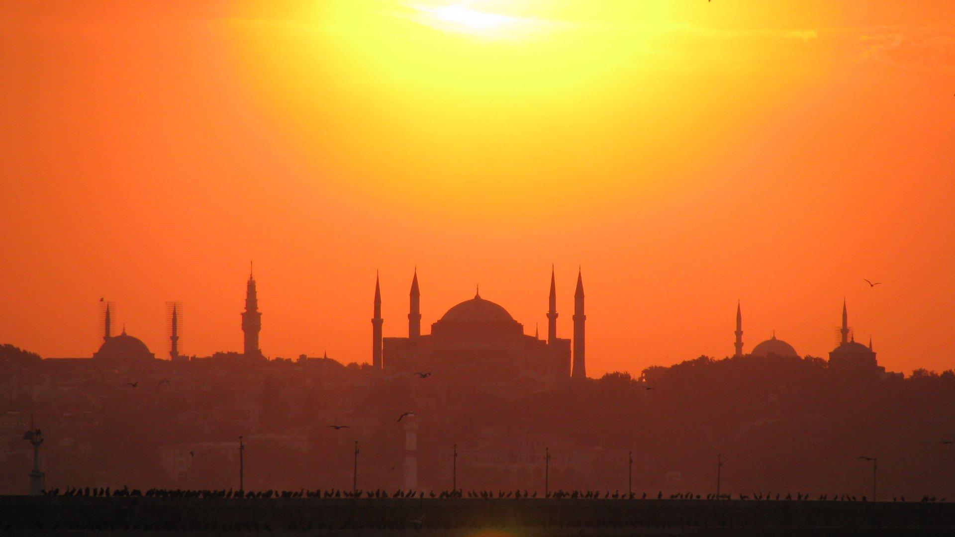 Istanbul in 5 days: the only city in the world straddling two continents, without falling into tourist traps — imagem do artigo
