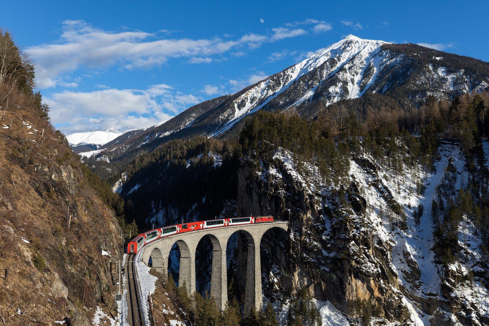 Luxury Trains 2026: Orient Express, Rocky Mountaineer, Shongololo, Maharajas — imagem do artigo