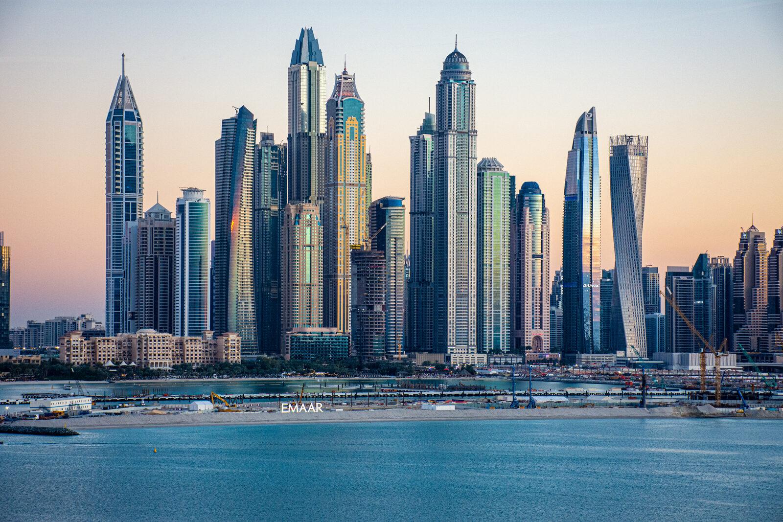 Where to Stay in Dubai in 2026: An Honest Neighborhood-by-Neighborhood Guide, from Marina Beach to the Charming Chaos of Deira — imagem do artigo